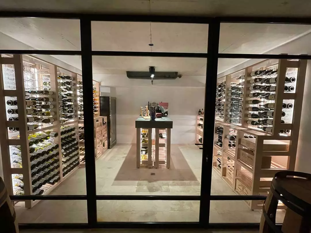 Винный кондиционер SPC 122 HEVPL Vintage